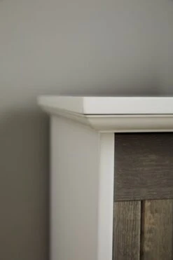 Commode OLDEKROG 6 Tiroirs Blanc/gris -Meubles Reduction Magasin 137789 1