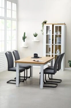 Table MARKSKEL 150x193 Blanc/coloris Chêne -Meubles Reduction Magasin 139170